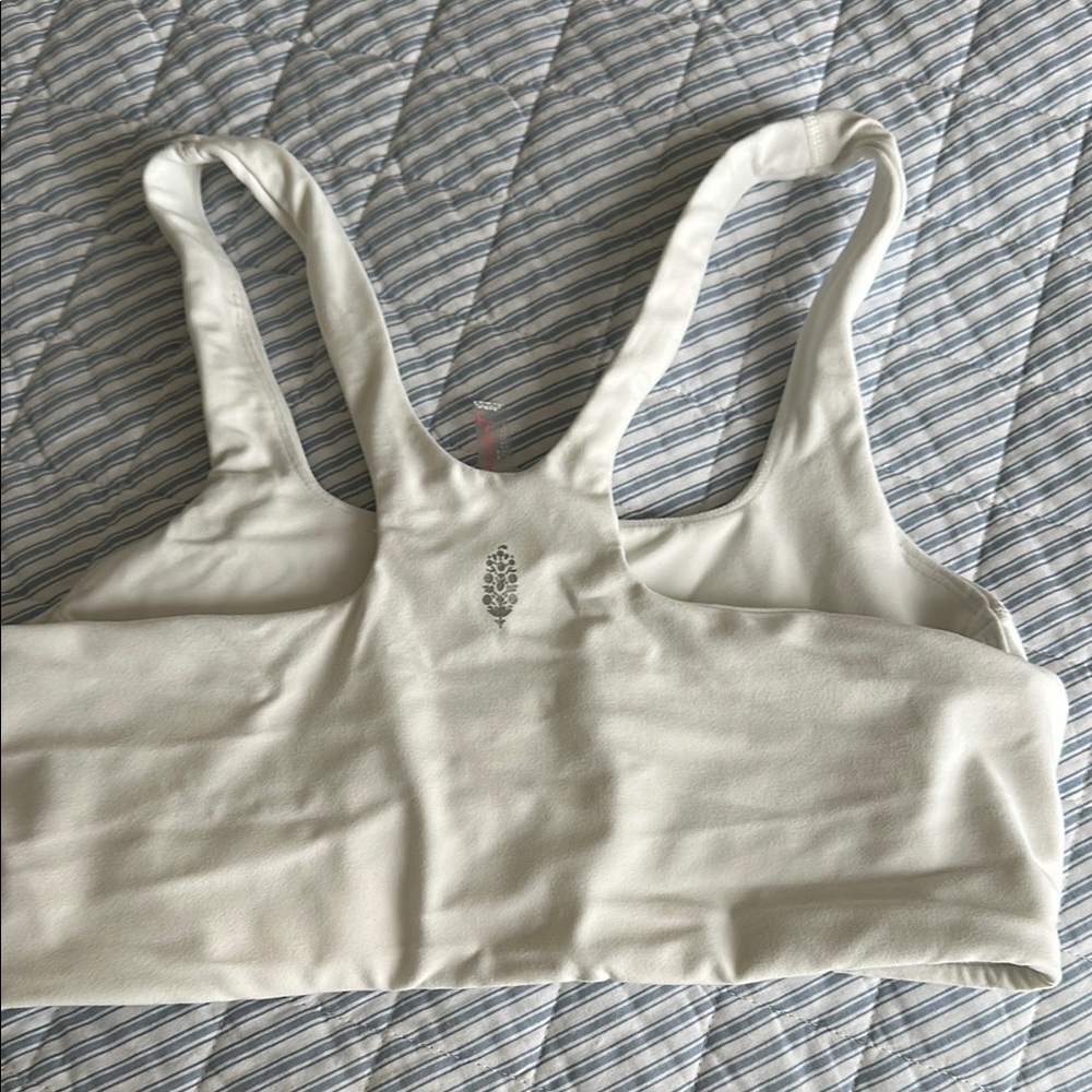 Women's Cream Sports Bra
